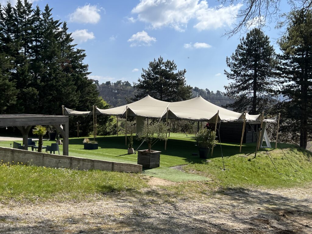 10 Tente Nomade Lieu de mariage, réception et séminaire dans la Drôme, près de Valence